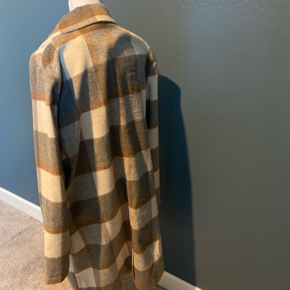 Gray/beige jacket with buttons - Picture 4 of 4